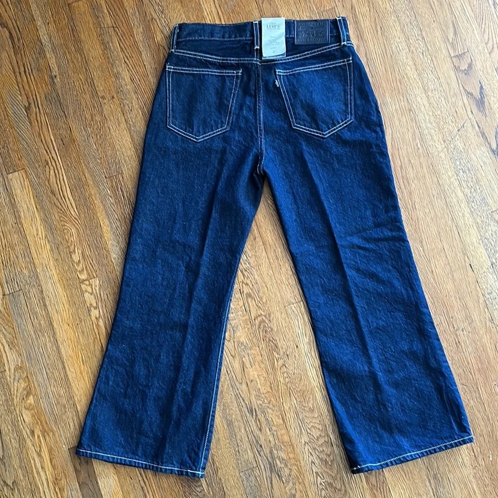 Levi’s Made and Crafted Hemp Mid Rise Crop Dark Wash - Picture 5 of 7